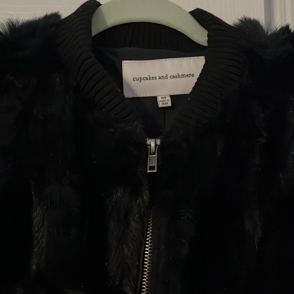 Faux Fur Jacket - Picture 4 of 11